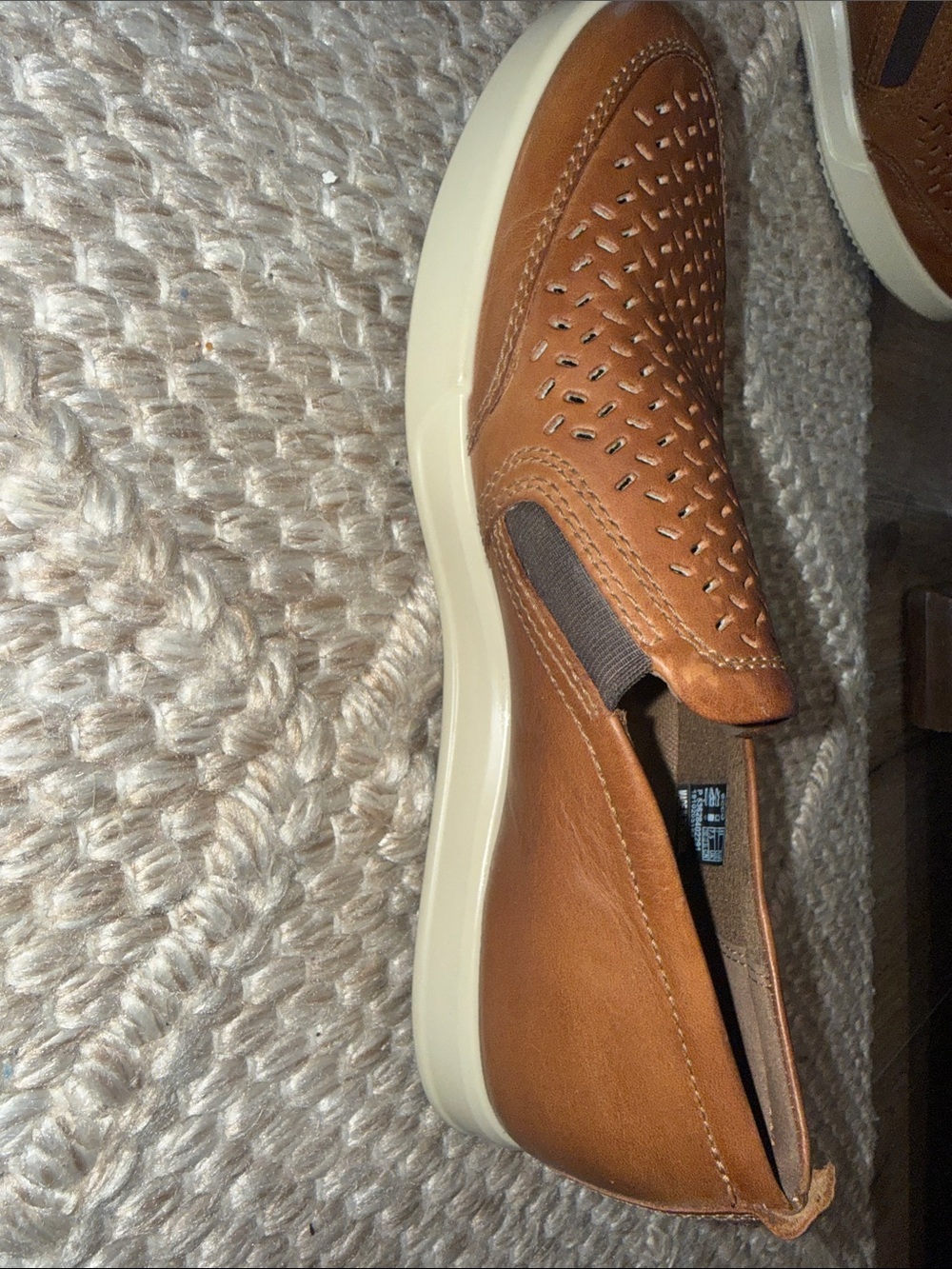 Ecco Men’s Brown Perforated Leather Slip-On Loafers - 41 - Picture 2 of 6